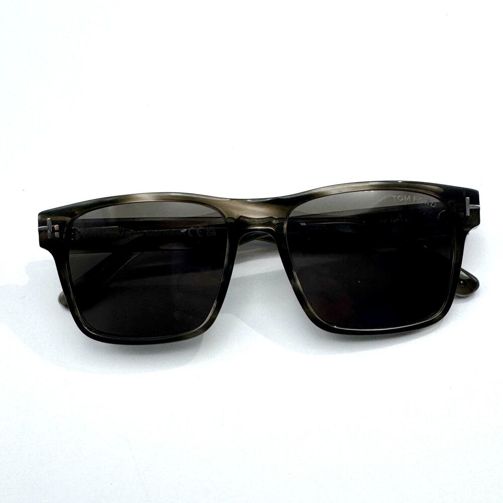 Tom Ford Sunglasses Calder TF1205 56A Gray Tortoise Frame Gray Lens 55-17-145
